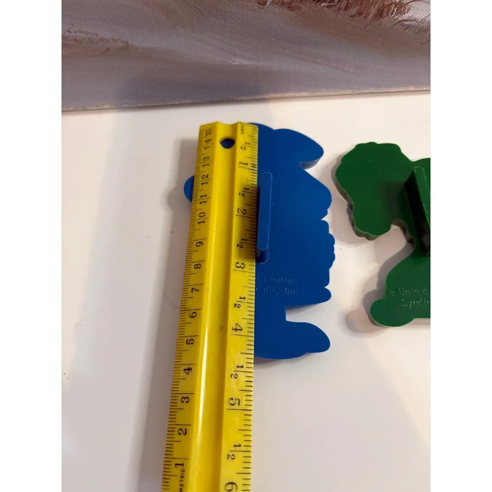 Vintage Peanuts Cookie Cutter Set Charlie Brown Snoopy Lucy Linus United Feature